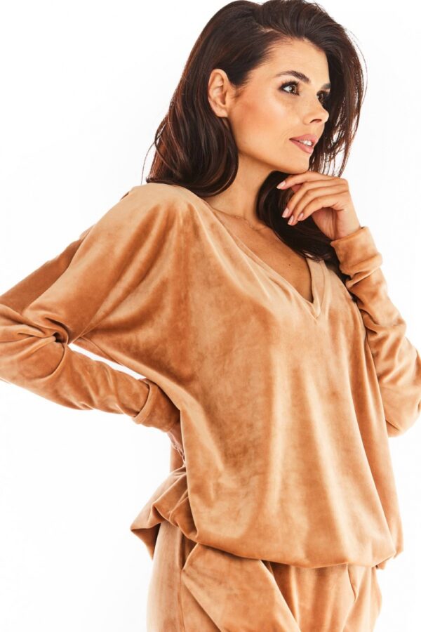 Bluza Damska Model A376 Beige Welur - awama - obrazek 5