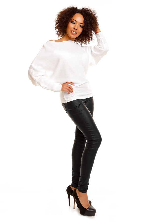 Sweter model 70003 White - PeeKaBoo - obrazek 4