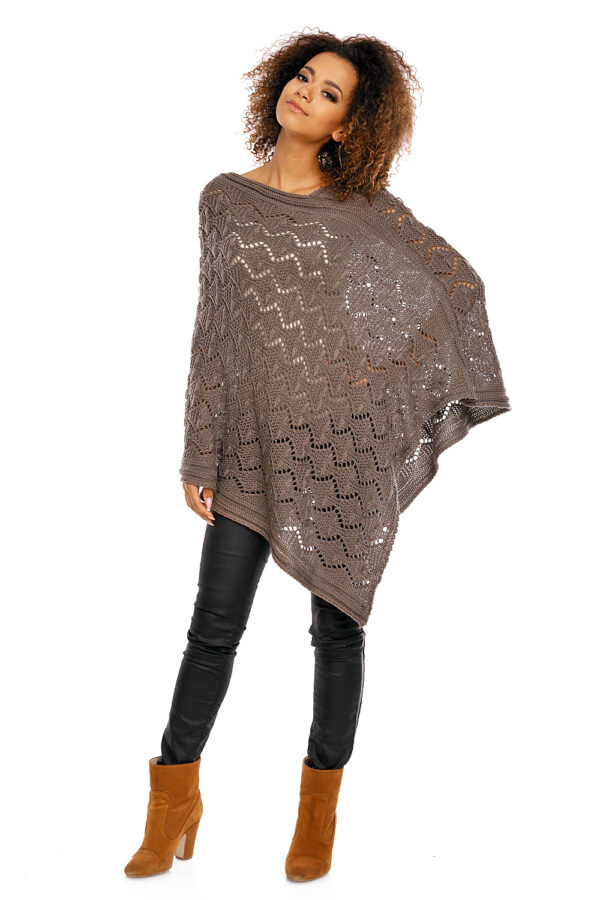 Sweter Poncho model 30012 Mocca - PeeKaBoo - obrazek 3