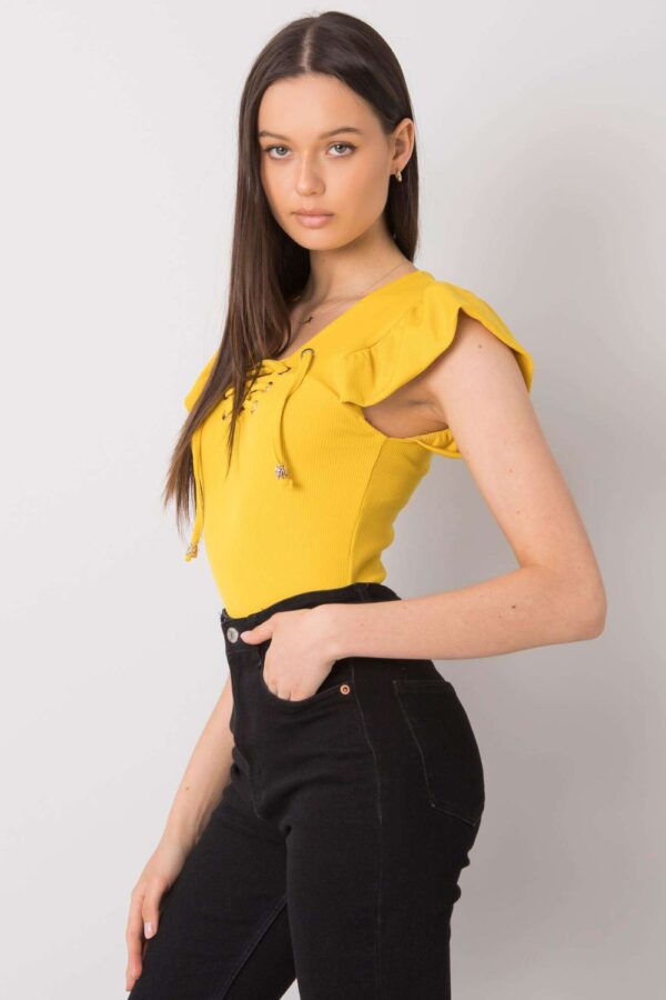 Bluzka Model DHJ-BZ-13301.34P Yellow - Italy Moda - obrazek 3