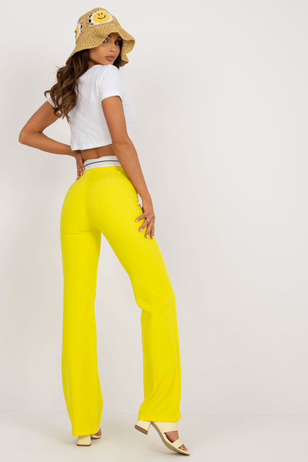 Spodnie Damskie Model DHJ-SP-6971.44P Yellow - Italy Moda - obrazek 4