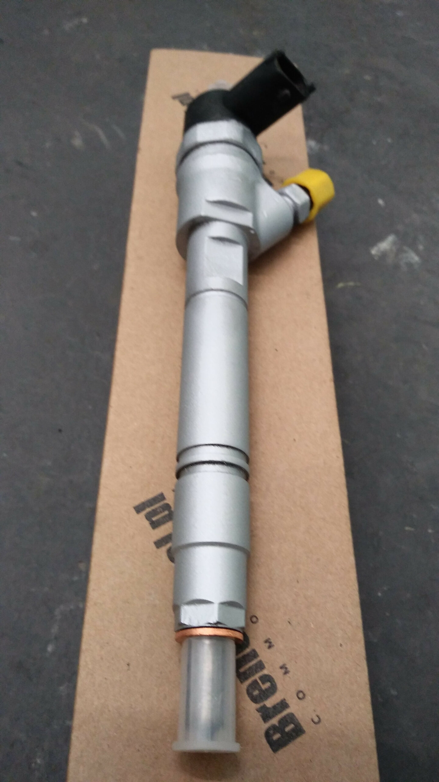 Wtryskiwacz Bosch – Renault Laguna III 2.0 dCi – 0445110230