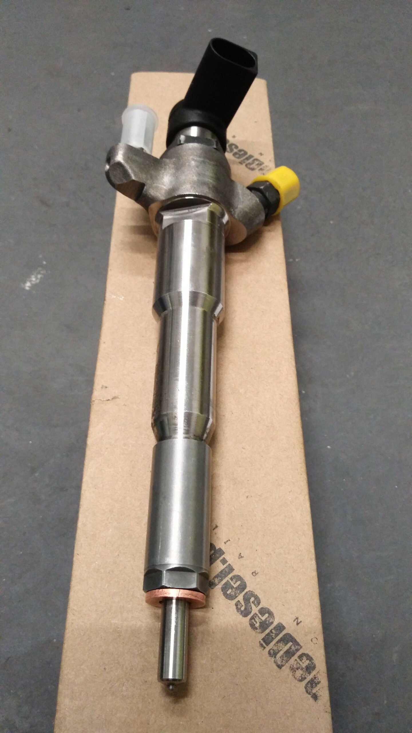 Wtryskiwacz Opel Movano 2.3L - 4423649 - obrazek 3