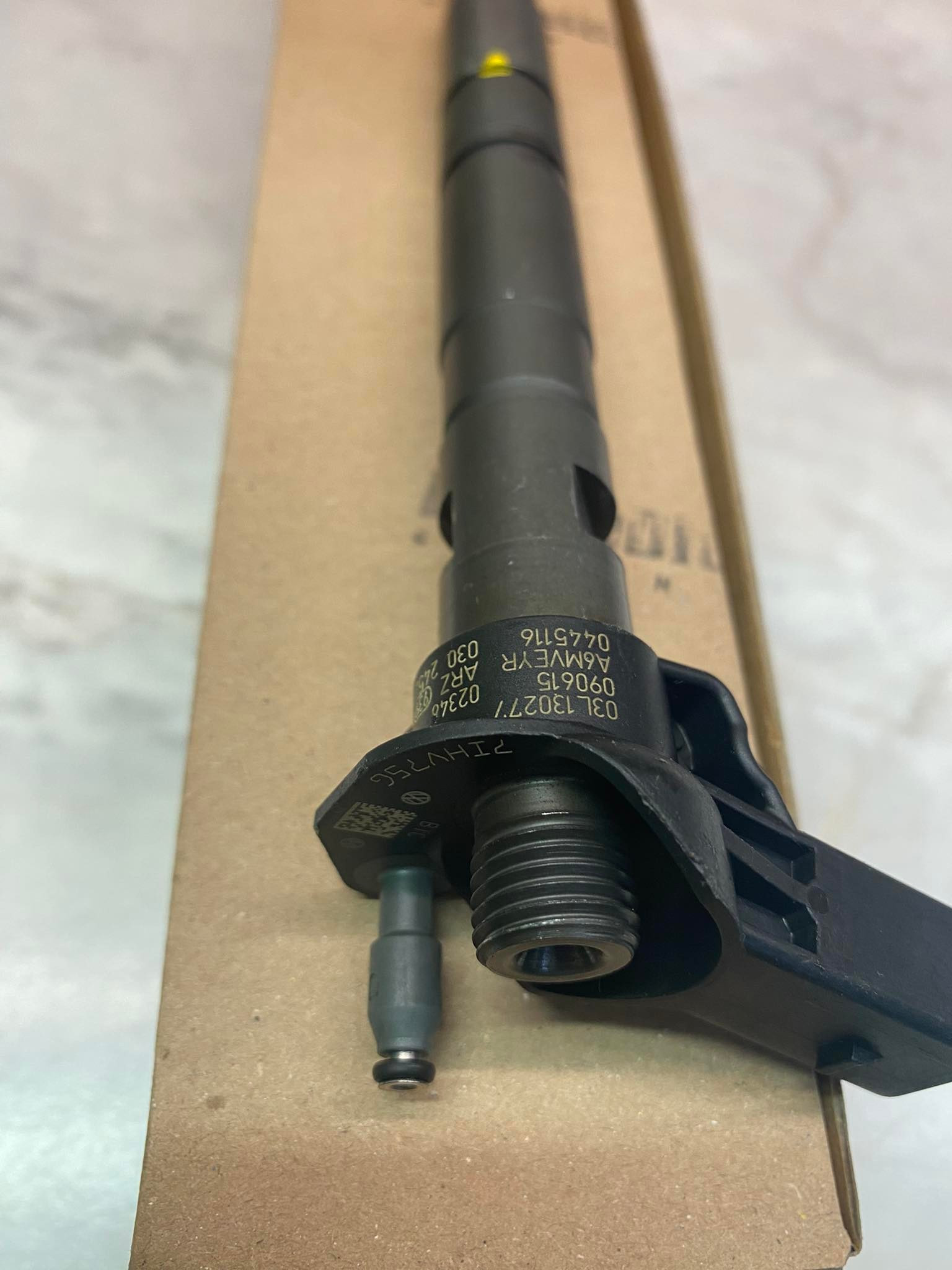 Wtryskiwacz Peugeot 407 3.0 HDI 24V Coupe - 0445116013 - obrazek 3