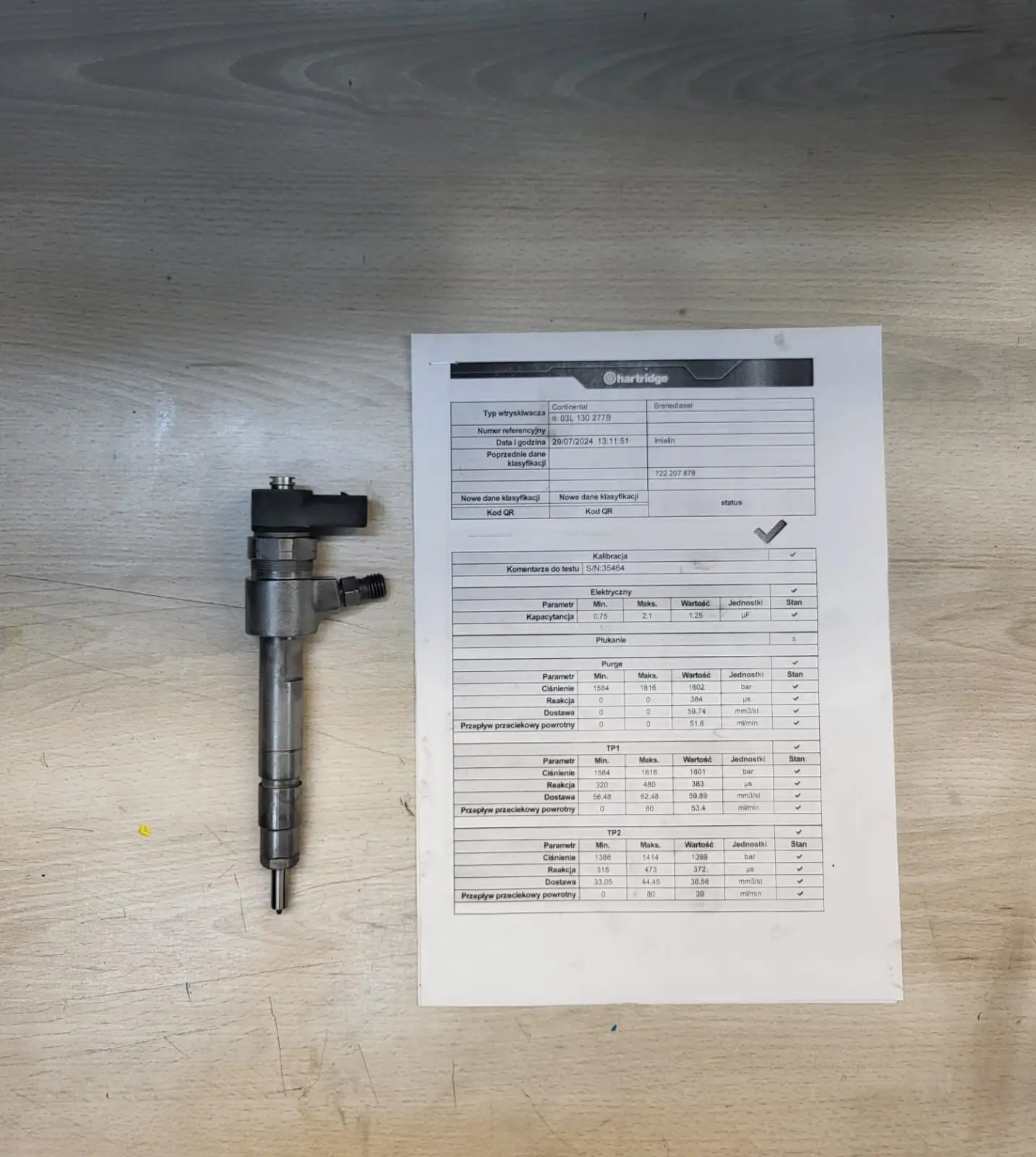 Wtryskiwacz LT 28 2.8 TDI 0445110081