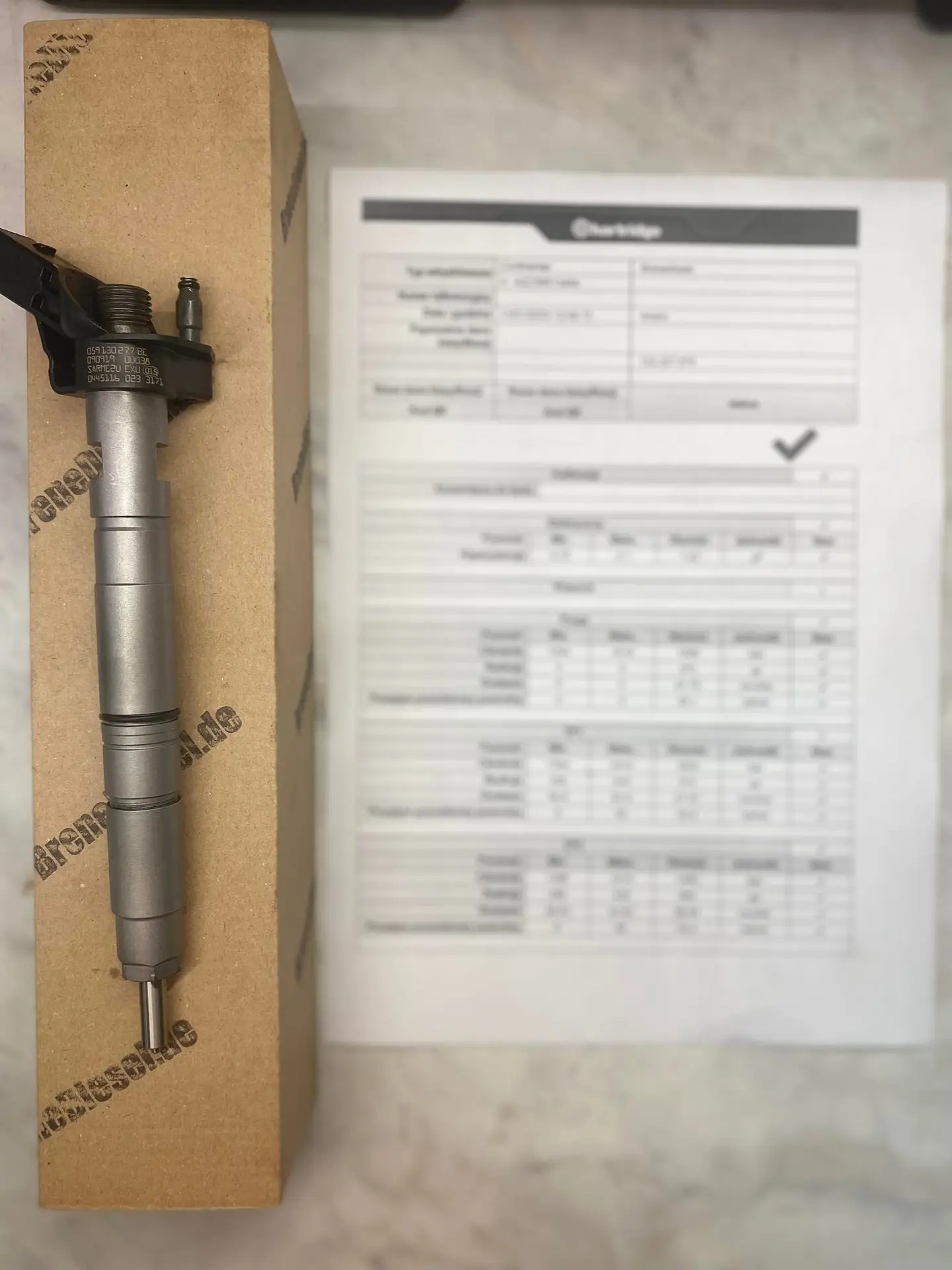 Wtryskiwacz BMW X3 18d - 0445116024