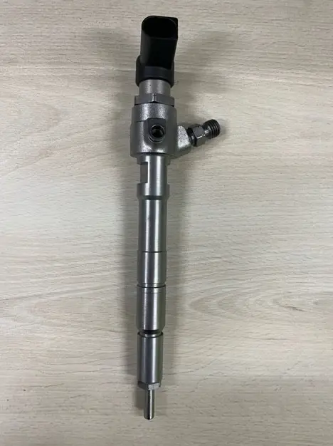 4x Wtryskiwacze VW 1.6 TDI - 03L130277B