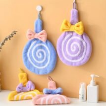 Szybkoschnący ręcznik do rąk na sznurku – wzór lizak z kokardką REC57WZ2