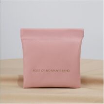 Organizer na wkładki higieniczne, elegancka saszetka do torebki, ekoskóra ORM34R