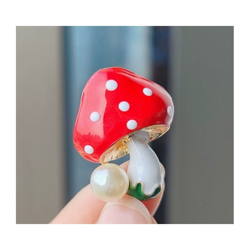 Broszka ozdobna czerwony grzybek muchomorek z perłą BZ191 - obrazek 3