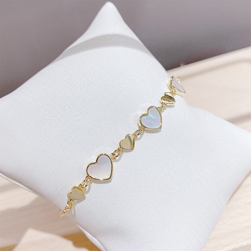 Bransoletka na rękę stal chirurgiczna pozłacana 14k złotem, SERCA masa perłowa BST1532 - obrazek 4