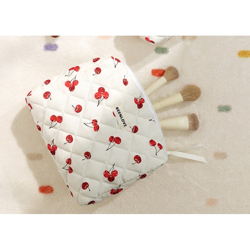 Kosmetyczka damska pikowana w wisienki 19 x 24 x 7cm KS124 - obrazek 6