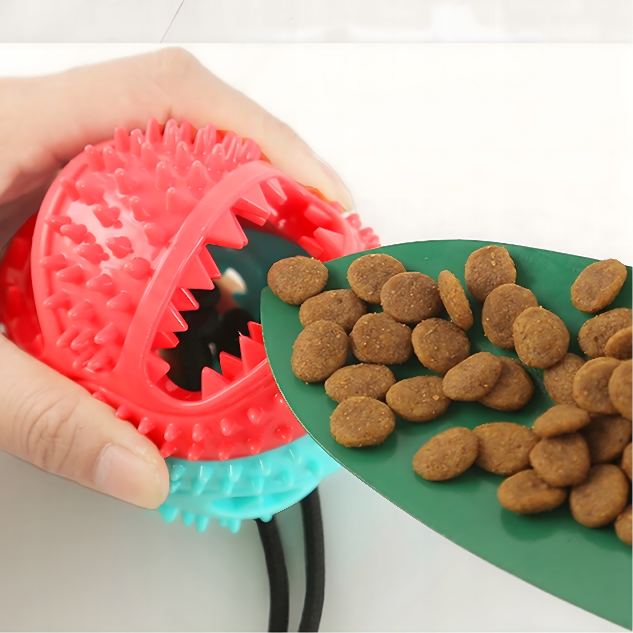 ZABAWKA NA PRZYSMAK KARMĘ INTERAKTYWNA DLA PSA PIŁKA Z PRZYSSAWKĄ GRYZAK - obrazek 8