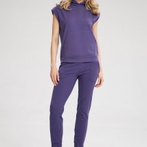Spodnie Dresowe Model M806 Violet – Figl