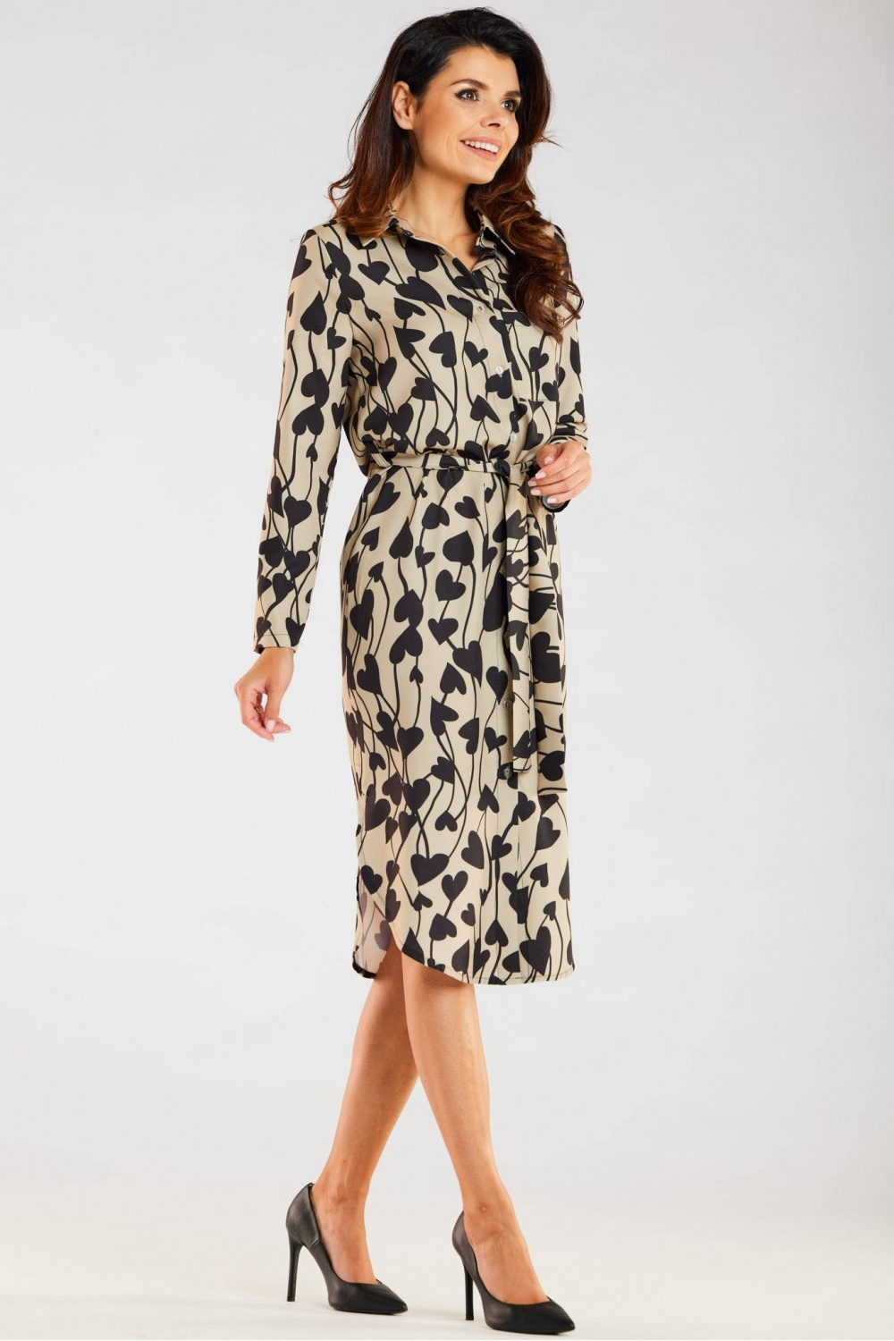 Sukienka Model A465 Beige/Black Hearts - awama - obrazek 4