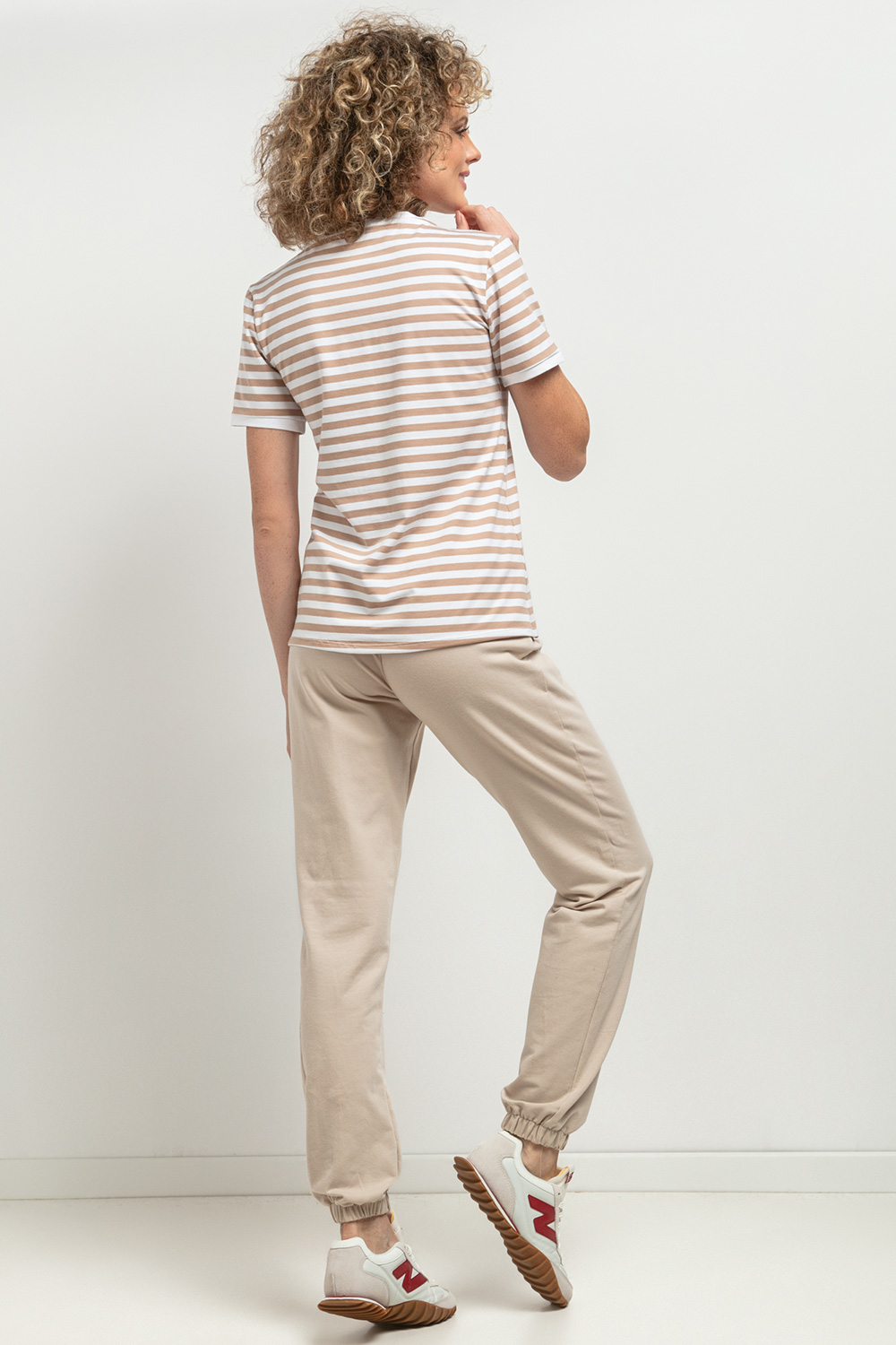 Bluzka Model T394/12 White/Beige Paski - Tessita - obrazek 3