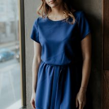 Sukienka Model T374/4 Navy – Tessita