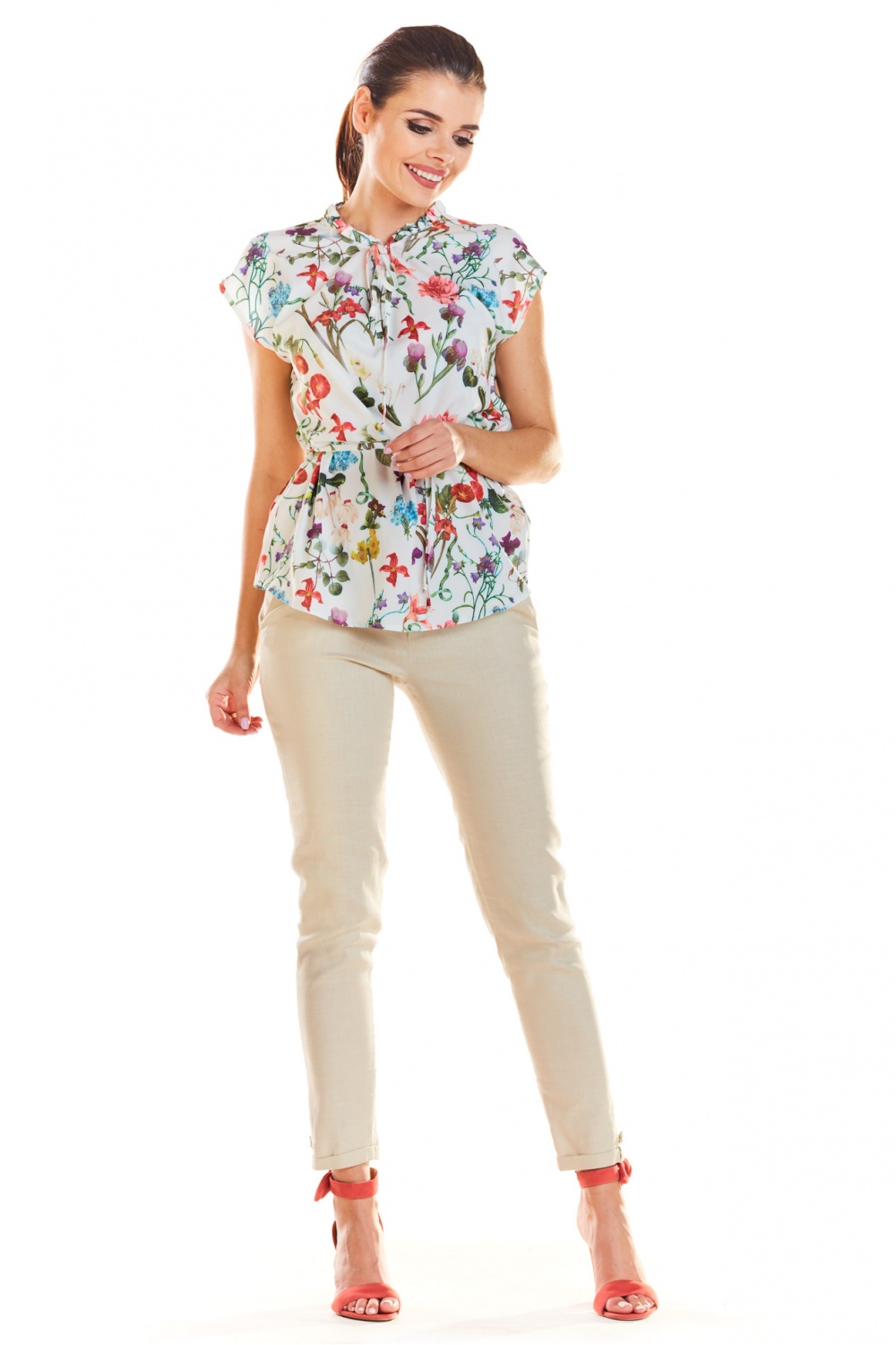 Bluzka Model M194 Flowers Ecru - Infinite You - obrazek 5