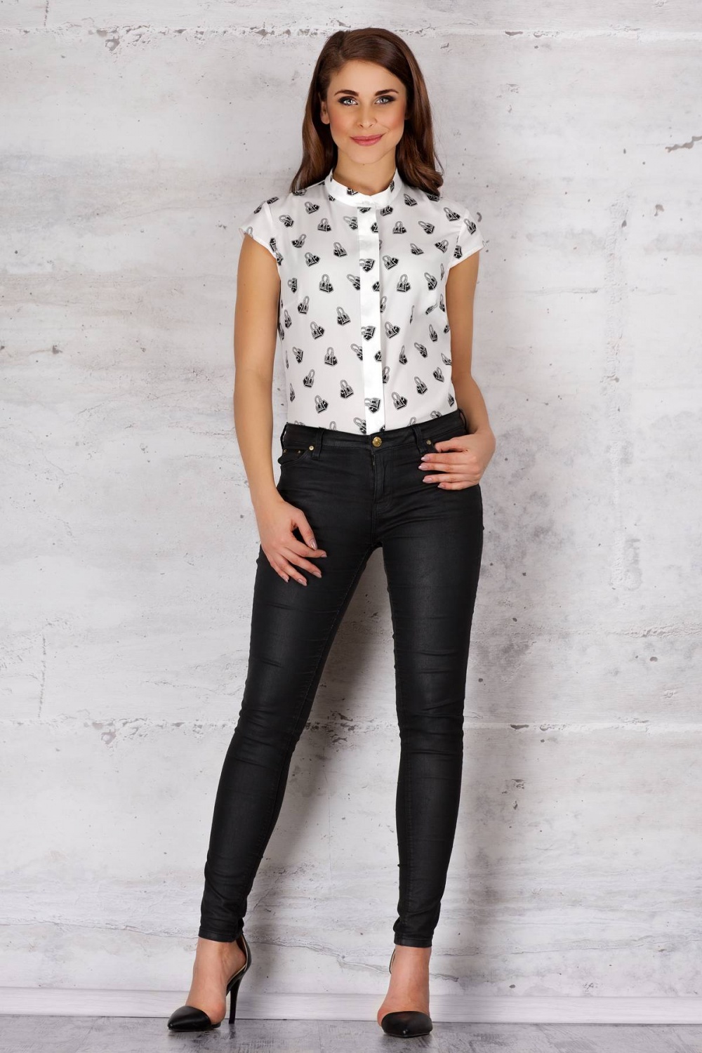 Koszula Damska Model M061 Torebki Ecru - Infinite You - obrazek 3