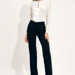 Ecru bluzka z łezką na dekolcie B143 Ecru - Nife - obrazek 3