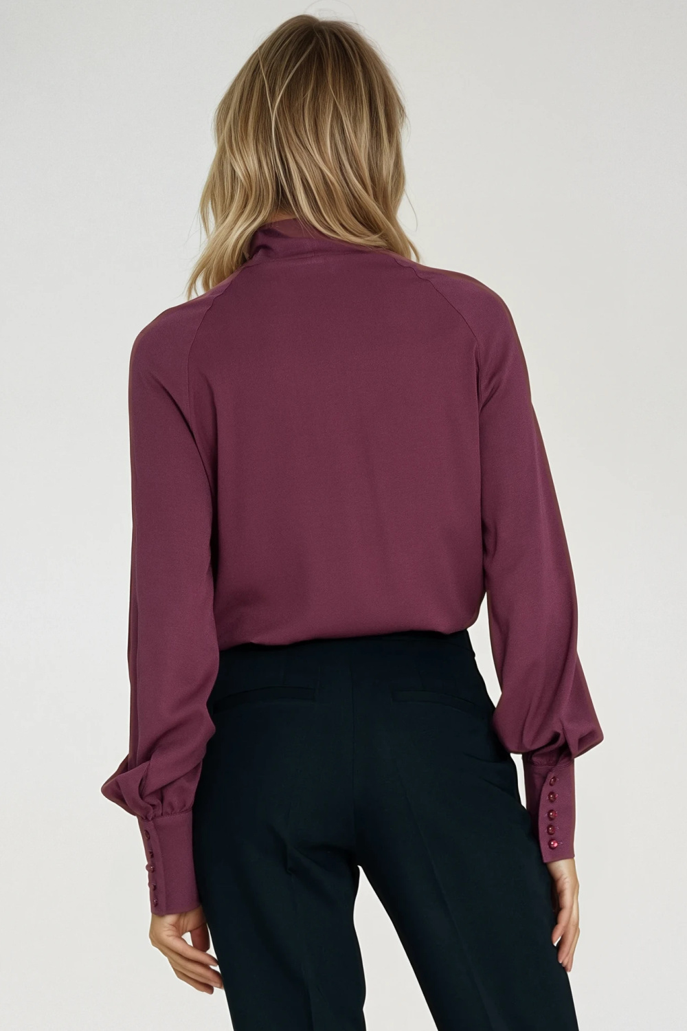 Wiskozowa bluzka z szarfą B204 Śliwka - Nife - obrazek 4