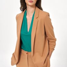 Karmelowa marynarka bez zapięcia Z58 Carmel – Nife