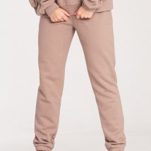 Spodnie Dresowe Model M1056 Beige – Figl