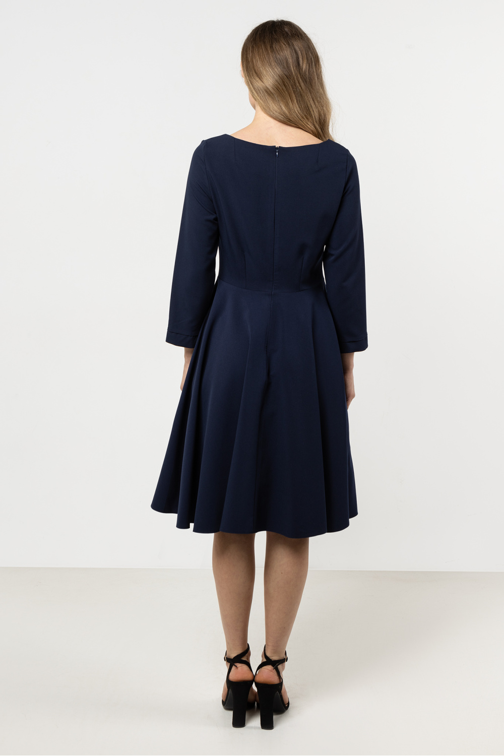 Sukienka Model A708 Navy - awama - obrazek 4