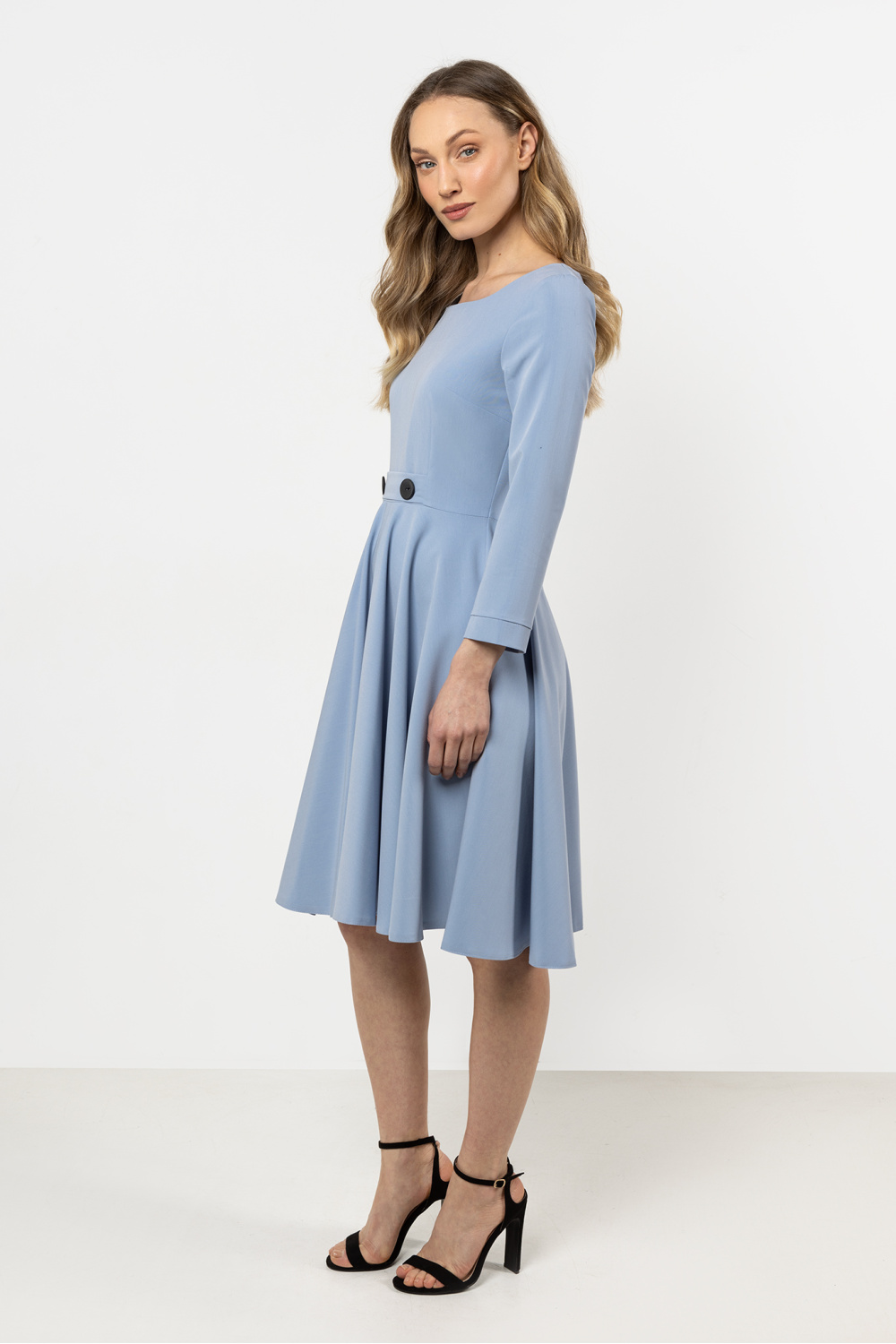 Sukienka Model A708 Brigth Blue - awama - obrazek 3