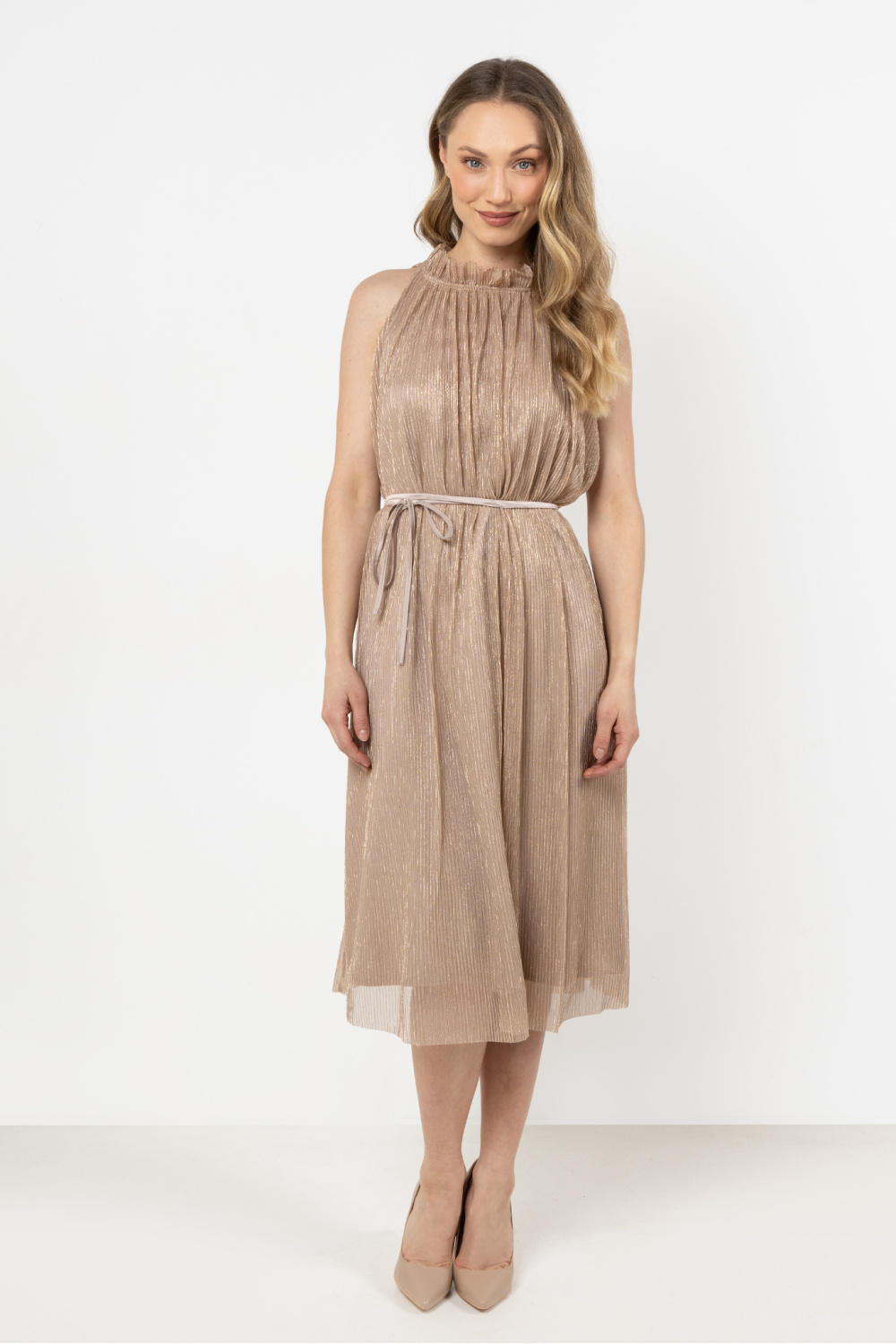 Sukienka Model A711 Gold - awama - obrazek 3