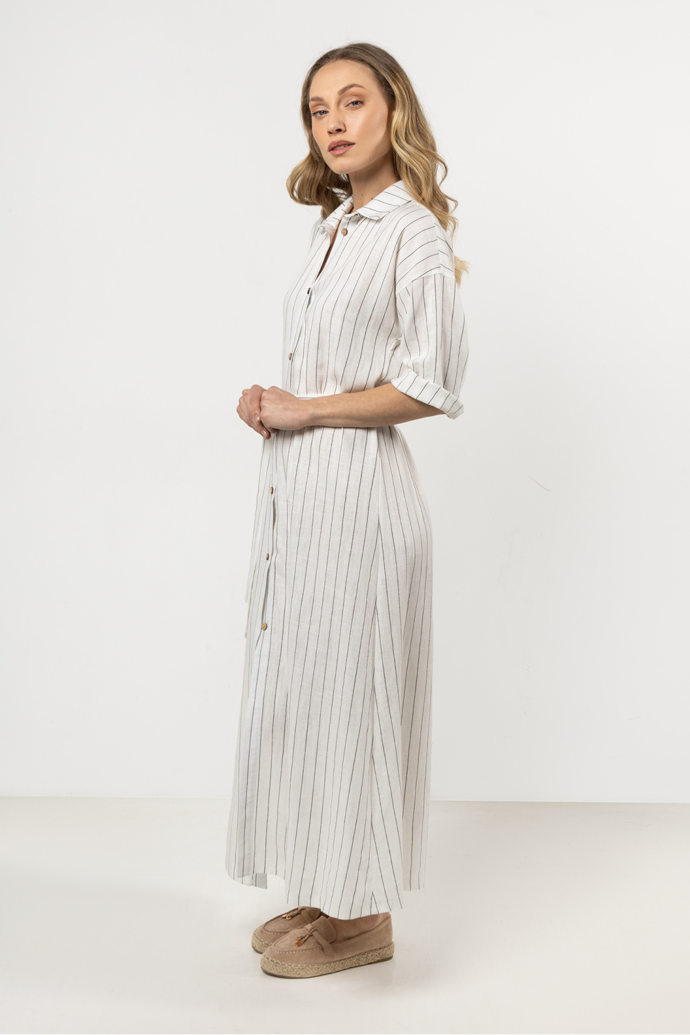 Sukienka Model A730 Śmietanka - awama - obrazek 3