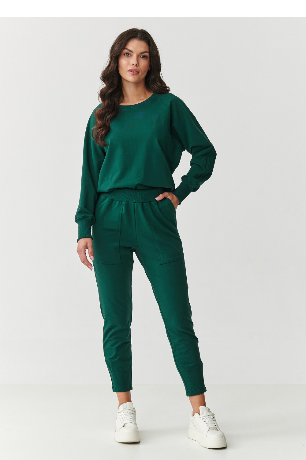 Spodnie Komplet Model M888 Bottle Green - Makadamia