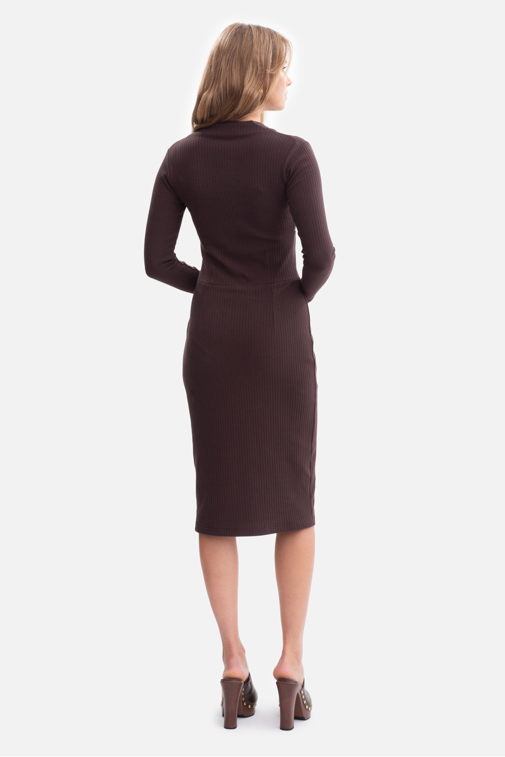 Sukienka Model B307 Gorzka Czekolada - BeWear - obrazek 4