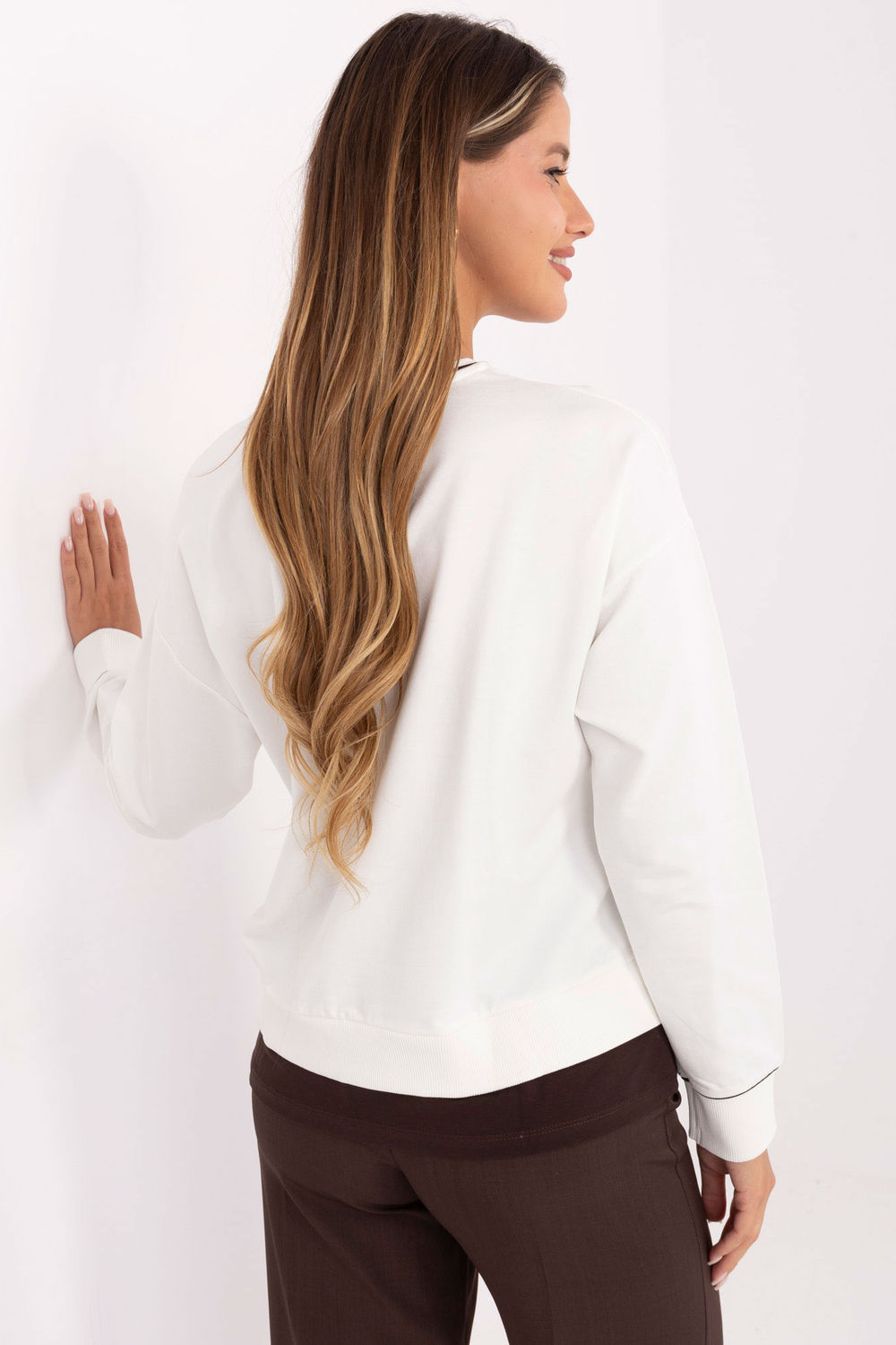 Bluza Damska Model RV-BZ-A905.36 Ecru - Relevance - obrazek 4