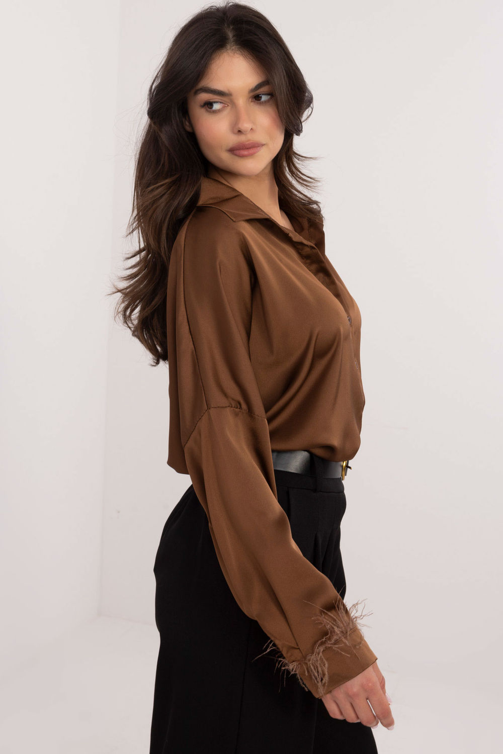 Koszula Damska Model DHJ-KS-16879.37 Brown - Italy Moda - obrazek 3