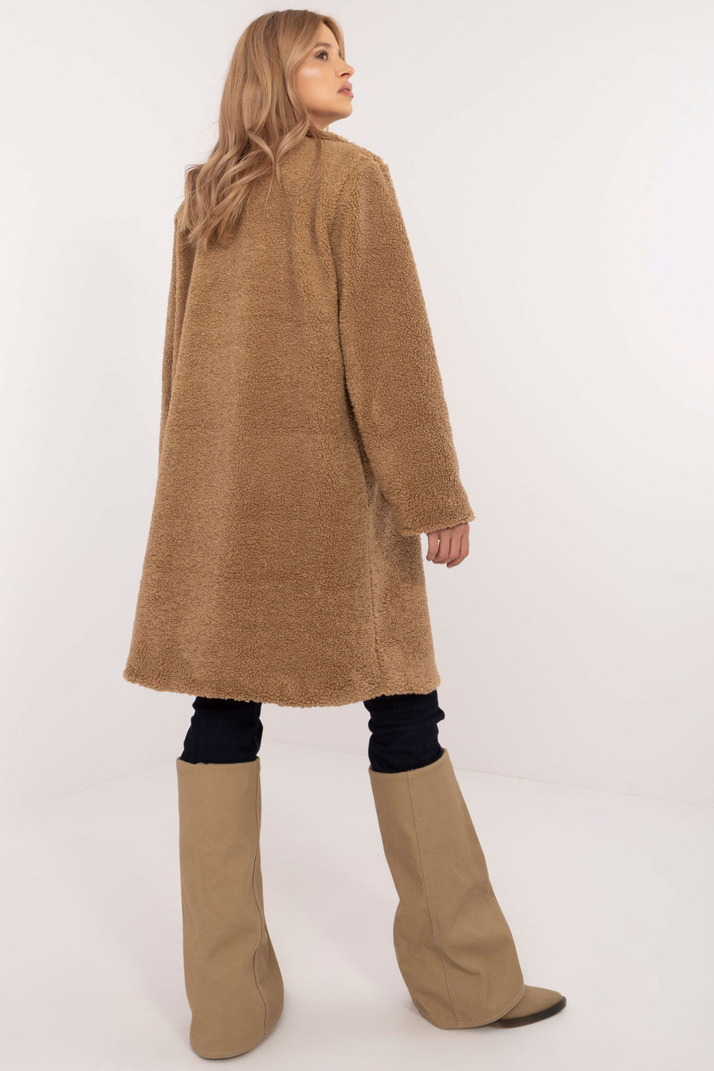 Płaszcz Damski Model DHJ-PL-19991.93 Camel - Italy Moda - obrazek 4