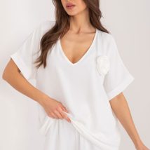 Bluzka Model DHJ-BZ-8368.02 Ecru – Italy Moda