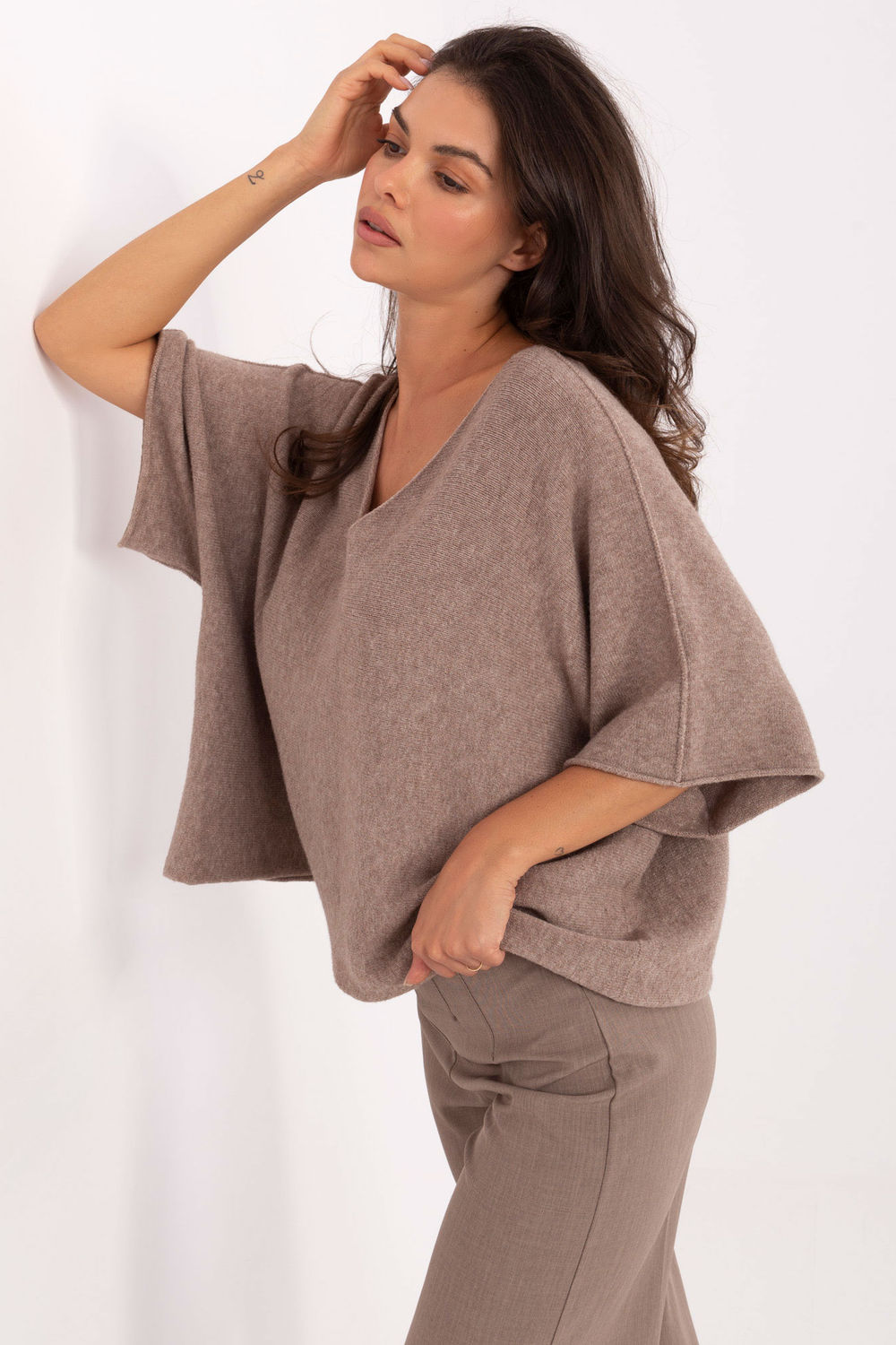 Sweter Damski Model IT-SW-2202.52 Dark Beige - Italy Moda - obrazek 3