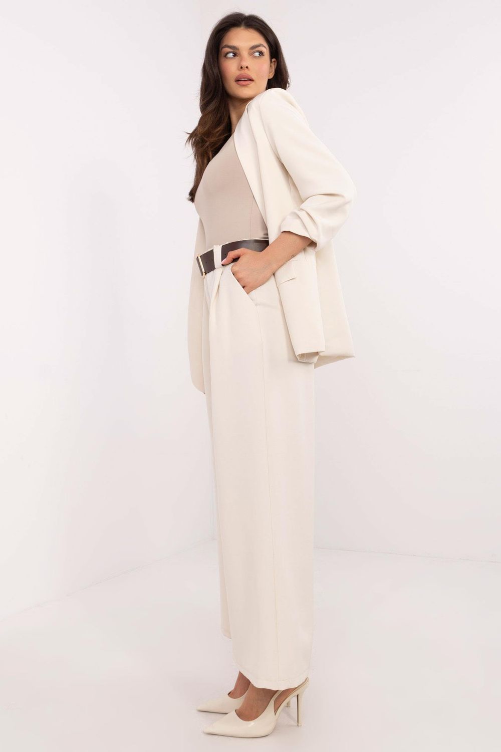 Spodnie Damskie Model DHJ-SP-5583-1.83 Light Beige - Italy Moda - obrazek 3