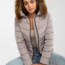 Kurtka Damska Model NM-KR-P22-6627.03P Dark Beige – NM