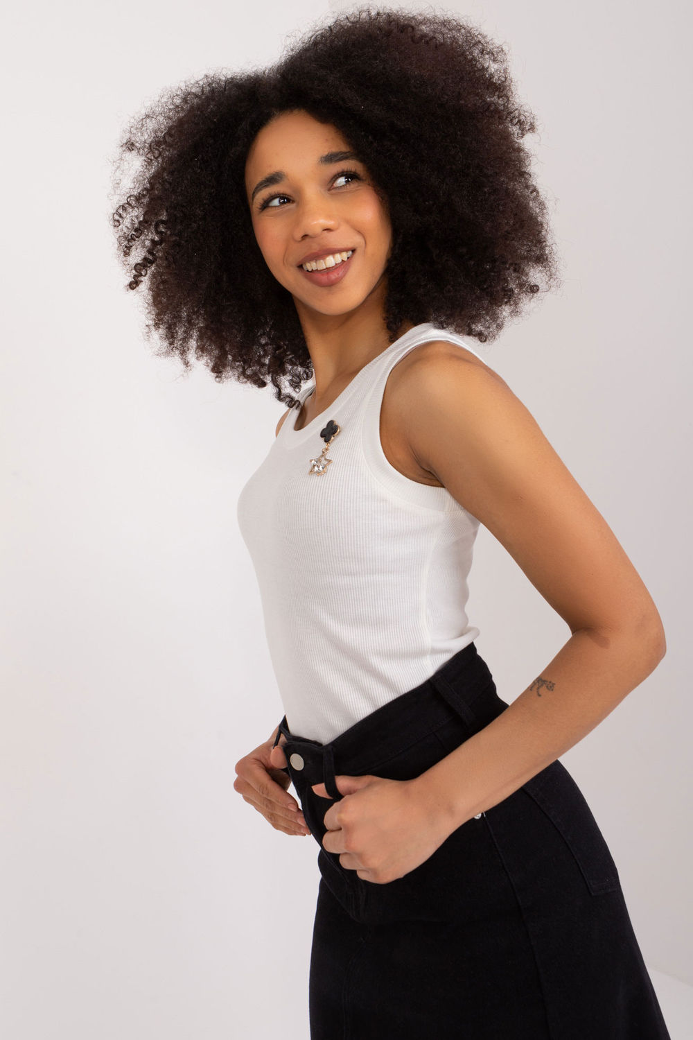 Koszulka Top Model LK-TP-509623.73 Ecru - Lakerta - obrazek 4