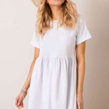 Sukienka Model RV-SK-5672.03P White – Rue Paris