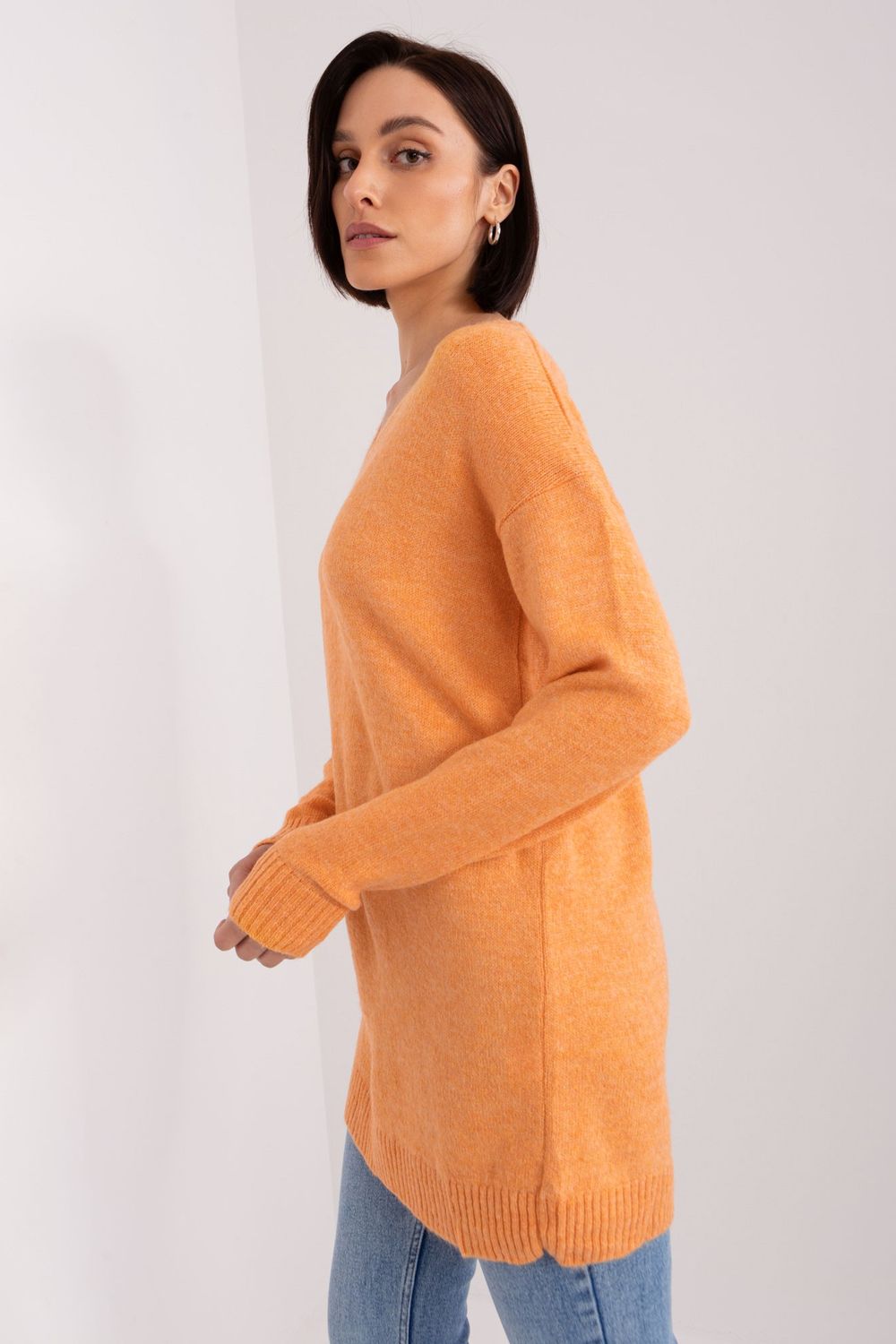 Sweter Damski Model TO-SW-1810.13 Light Orange - Rue Paris - obrazek 3