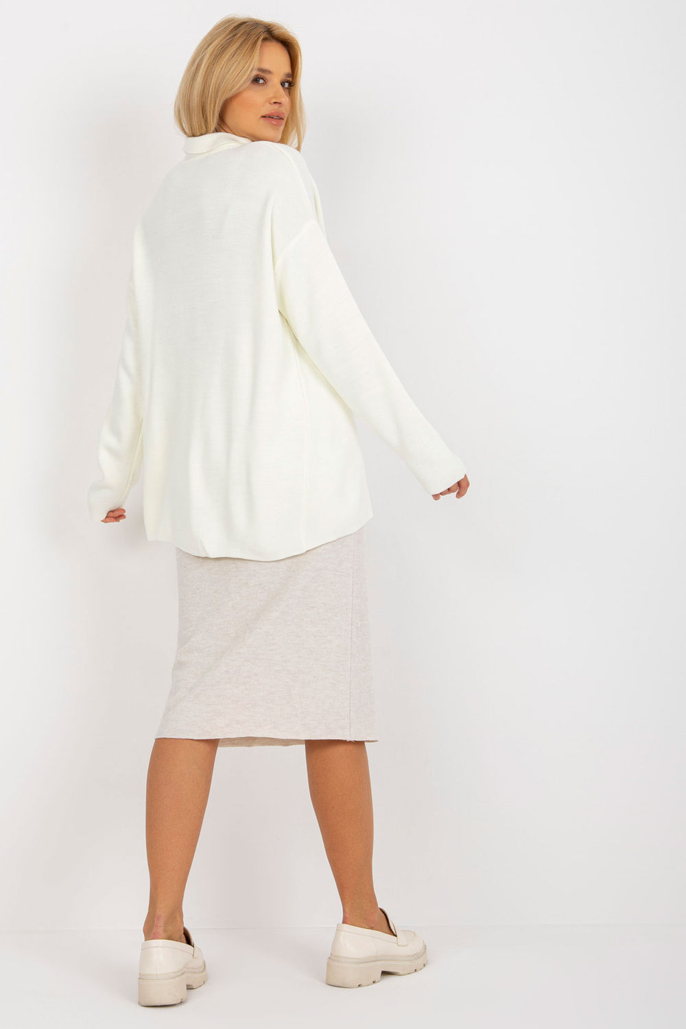 Sweter Damski Model LC-SW-2261.00P Ecru - Rue Paris - obrazek 4