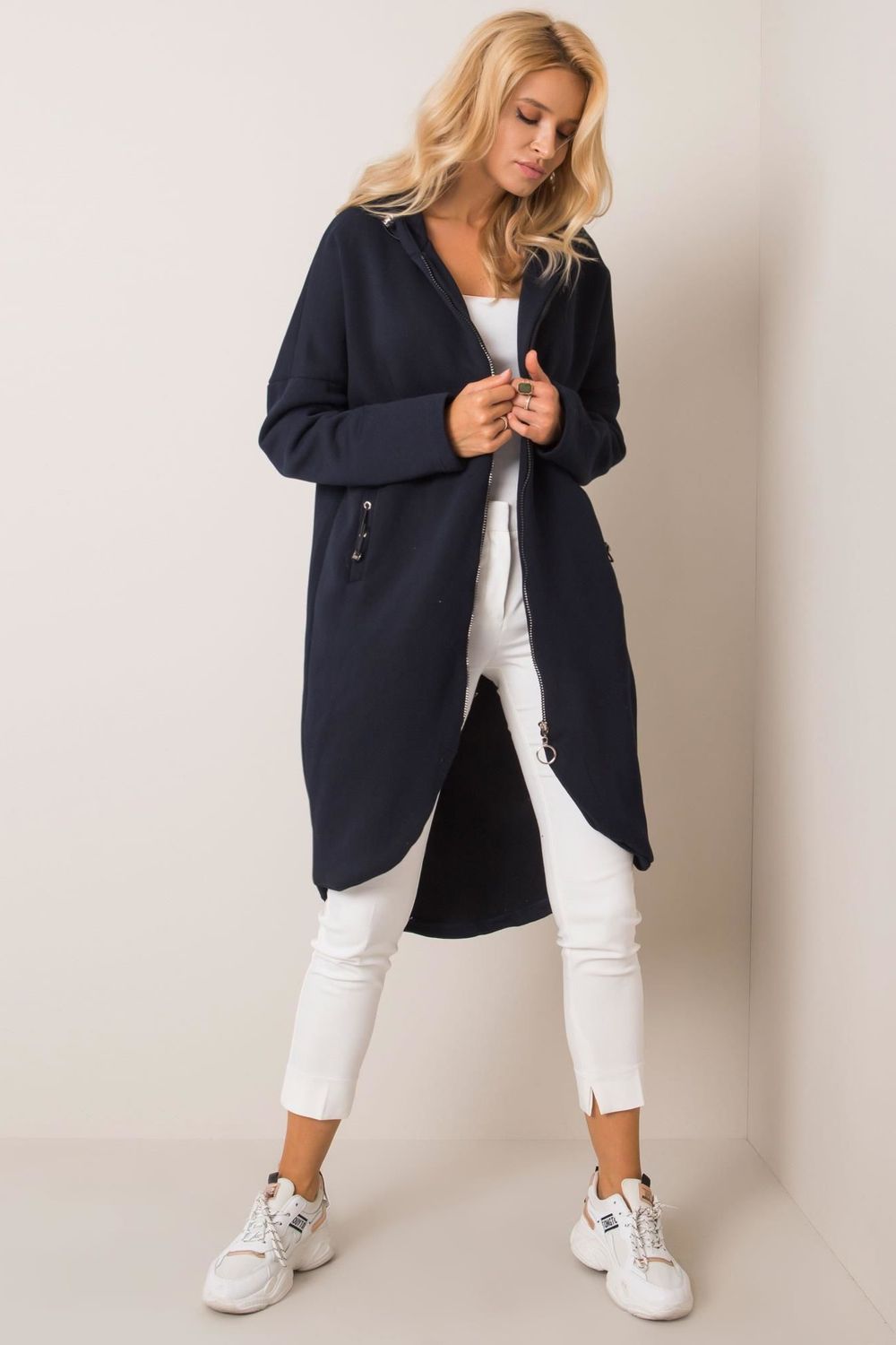 Bluza Damska Model RV-BL-4858-1.99P Navy - Rue Paris - obrazek 3