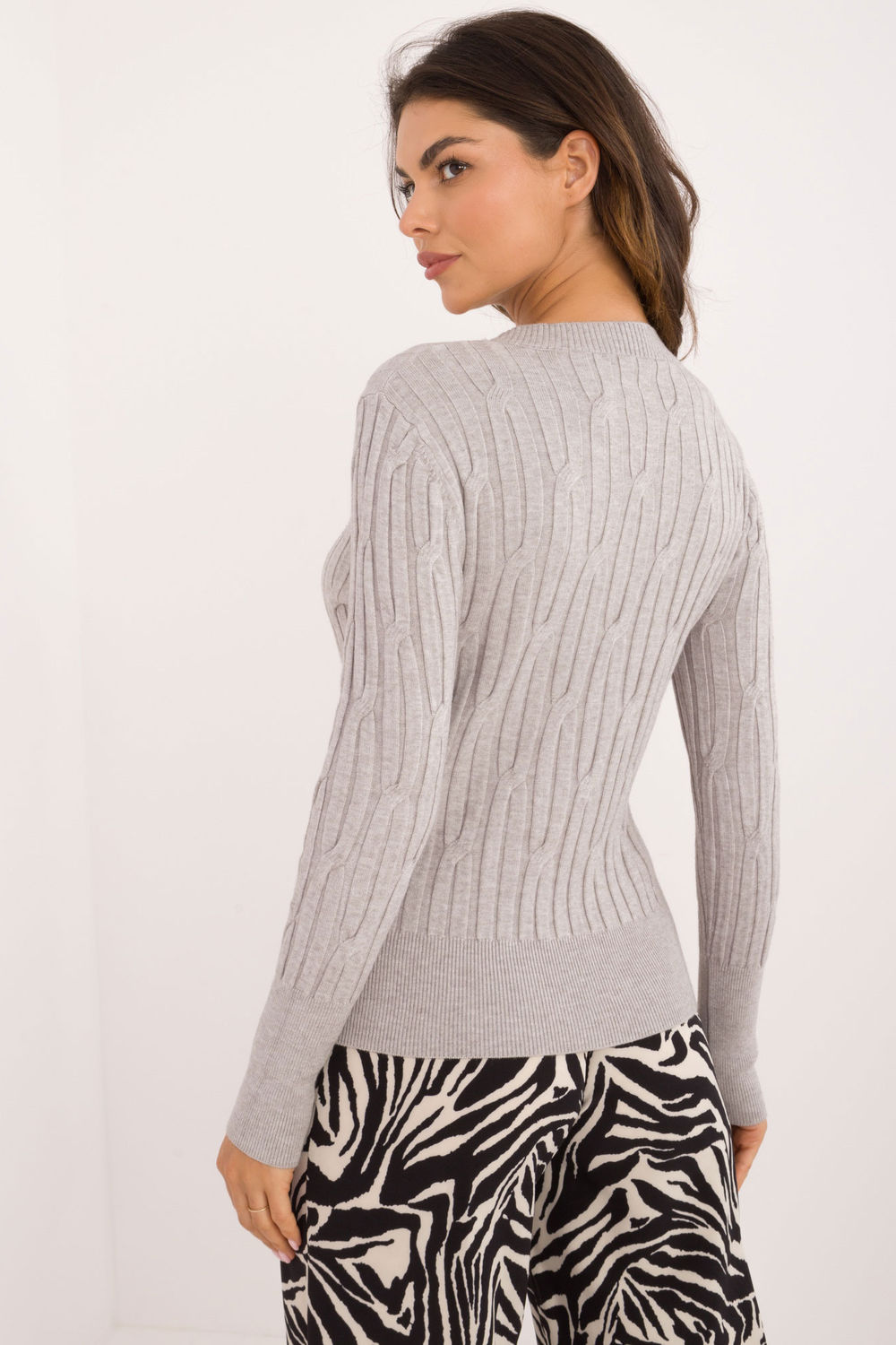 Sweter Damski Model AT-SW-2338-2.00 Grey - AT - obrazek 4