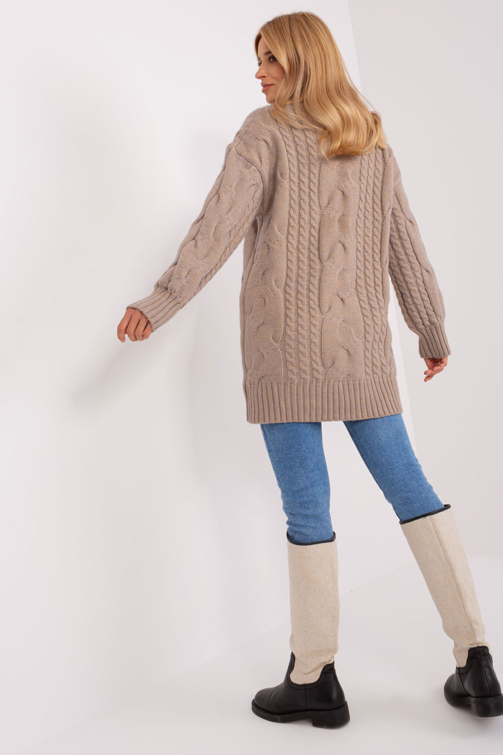 Sweter Damski Model AT-SW-2367-1.35P Dark Beige - AT - obrazek 4