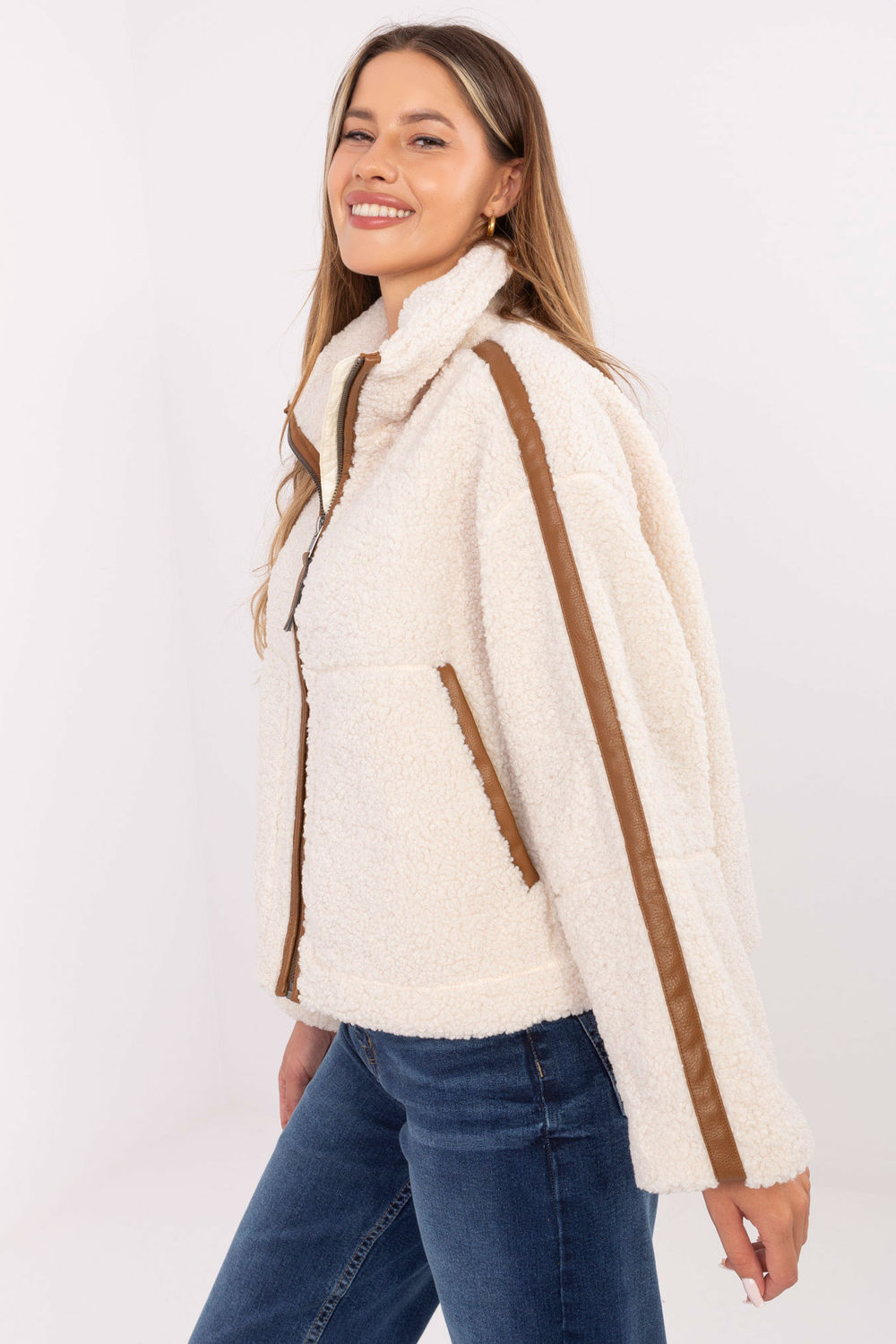 Kurtka Damska Model D46014XB43433A1 Light Beige - Sublevel - obrazek 3