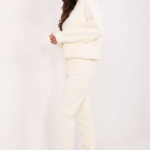 Spodnie Komplet Model MBM-KMPL-30817.17 Ecru – MBM