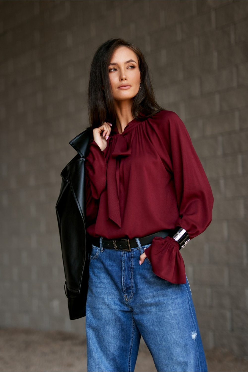 Bluzka Model Isabel BOR BLU0217 Bordo - Roco Fashion - obrazek 3